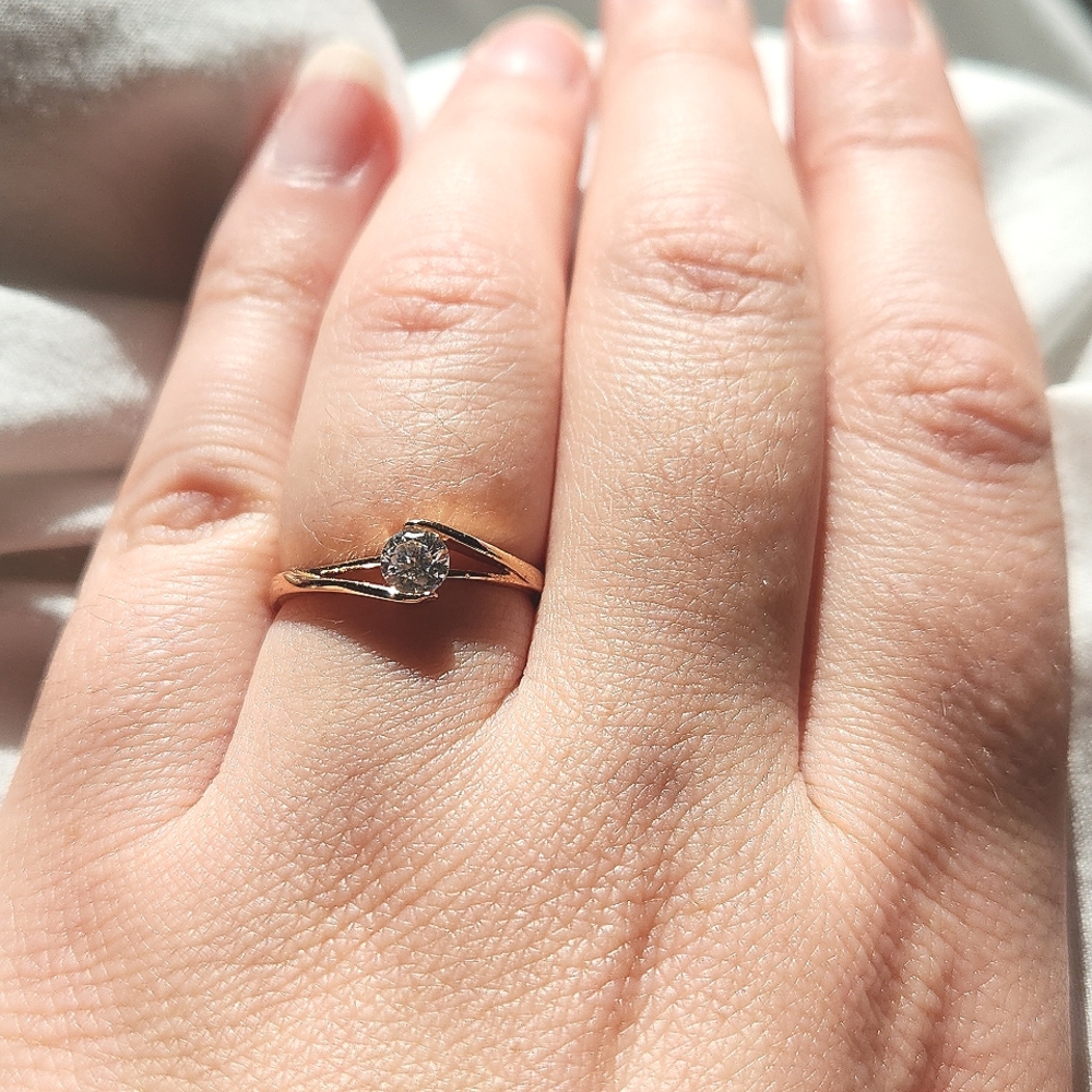 Cute fashion ring